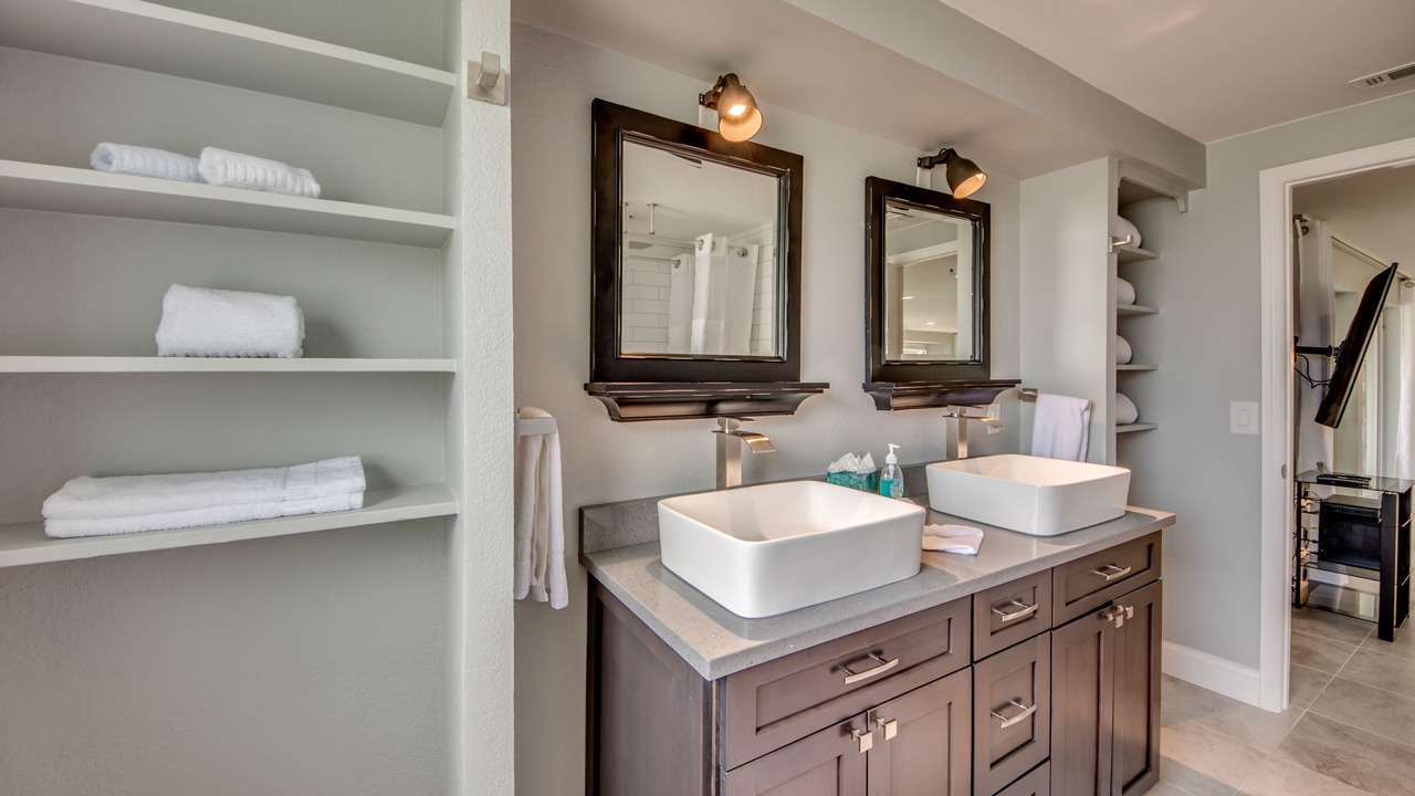 Photo of Bathroom in Lochmoor Waterway Estates