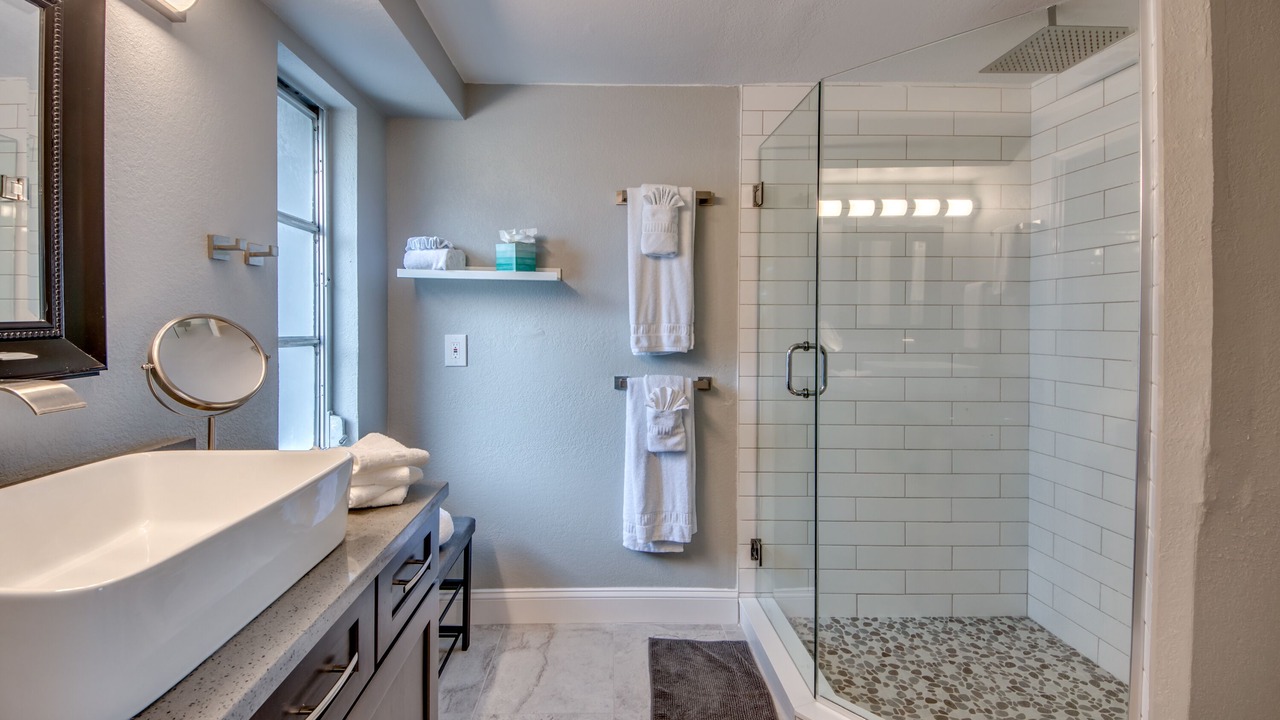 Photo of Bathroom in Lochmoor Waterway Estates