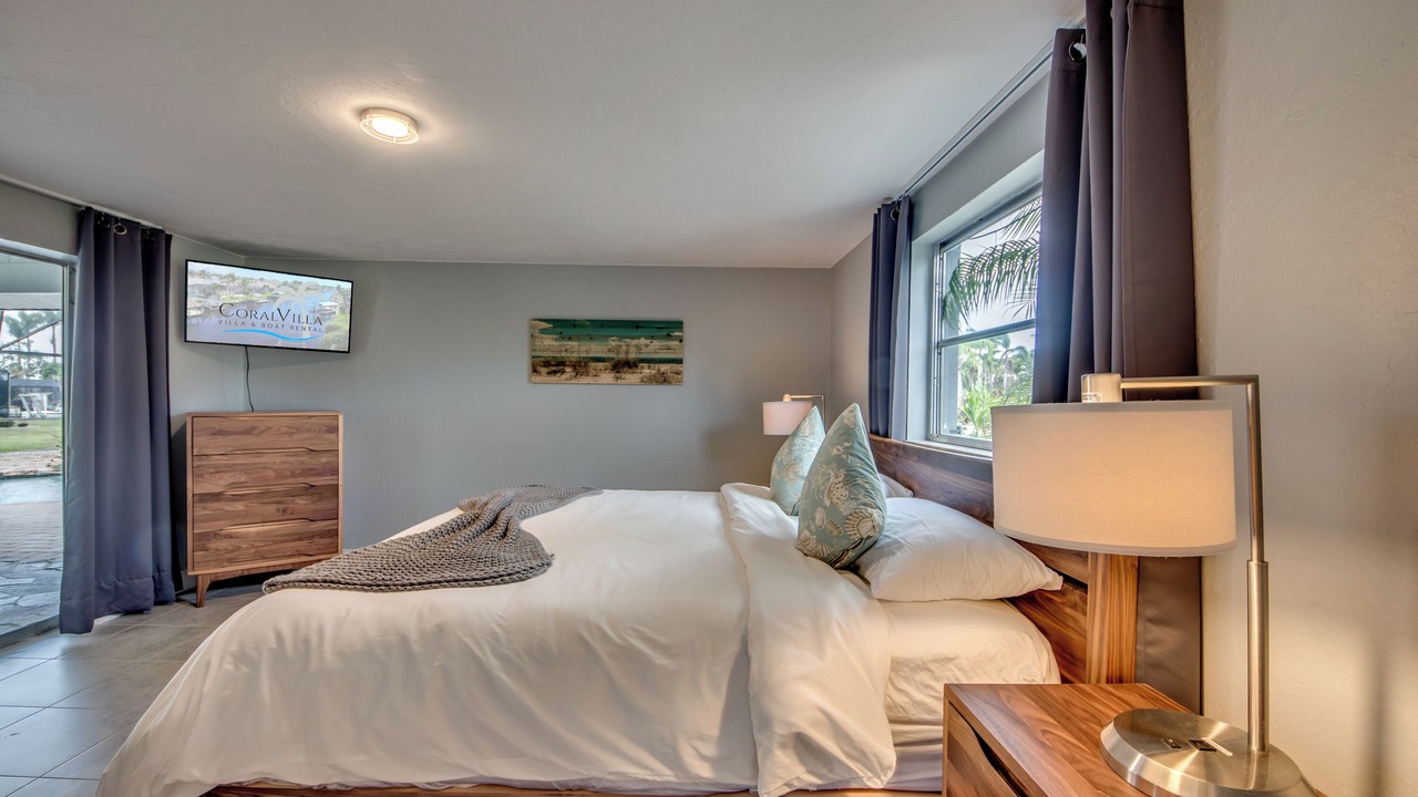 Photo of Bedroom in Lochmoor Waterway Estates