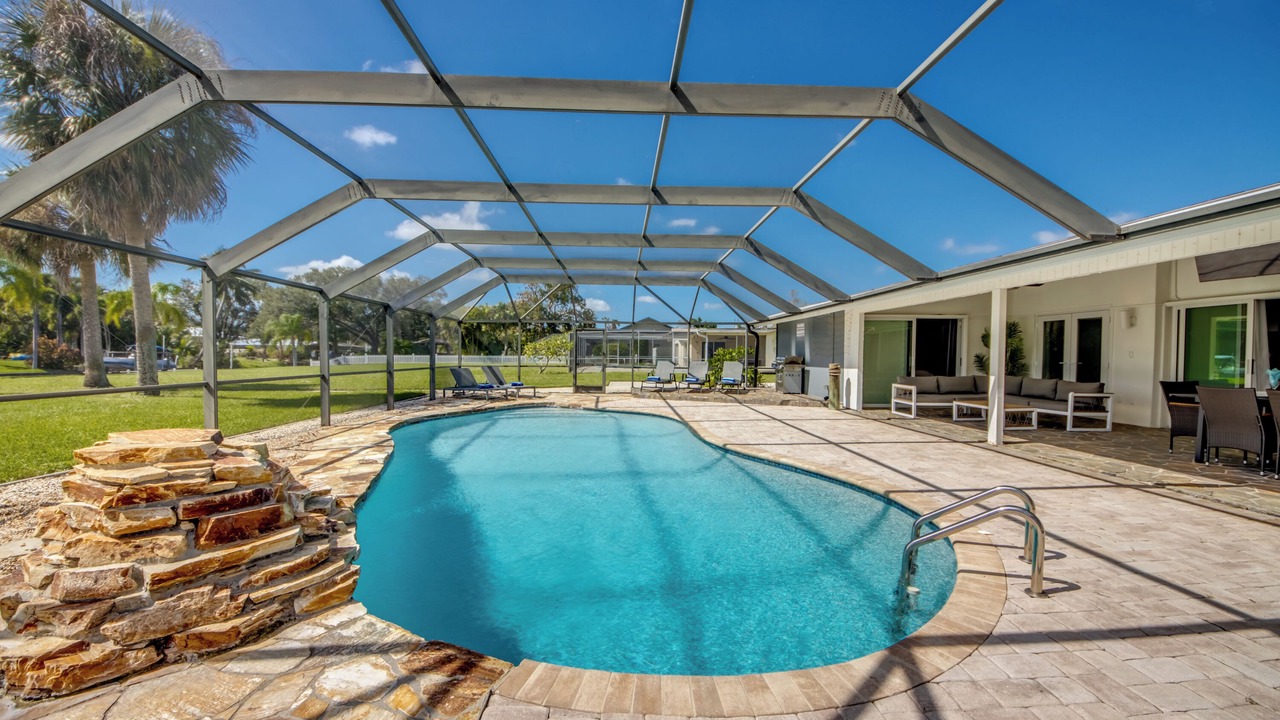 Photo of Outdoor in Lochmoor Waterway Estates