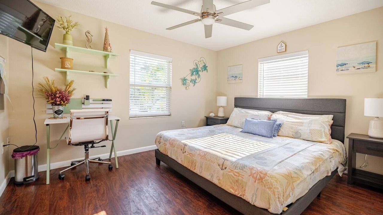 Photo of Bedroom in Pinellas Park