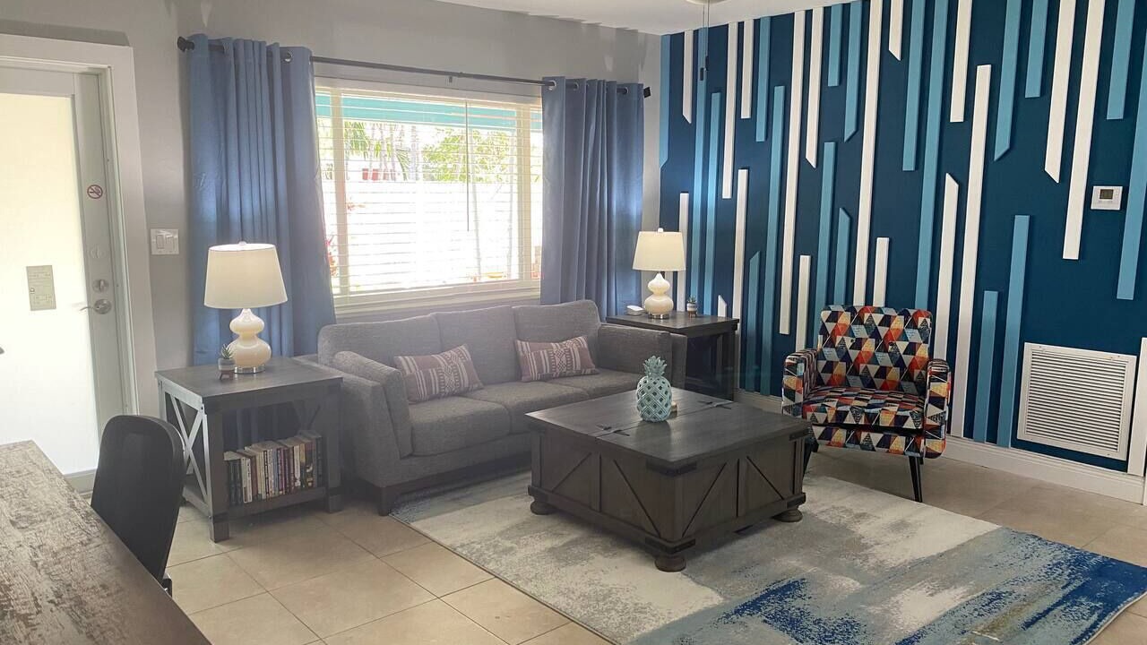 Photo of Livingroom in Poinsettia Heights