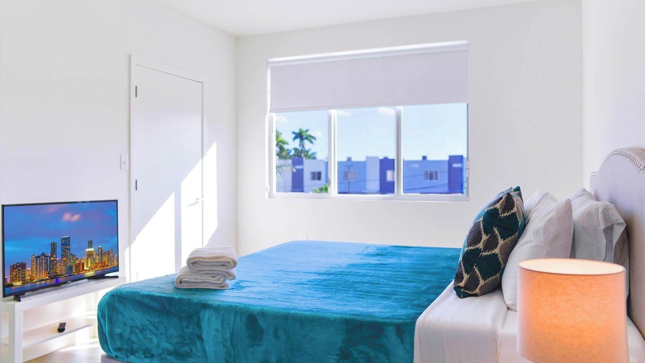 Photo of Bedroom in Golden Glades