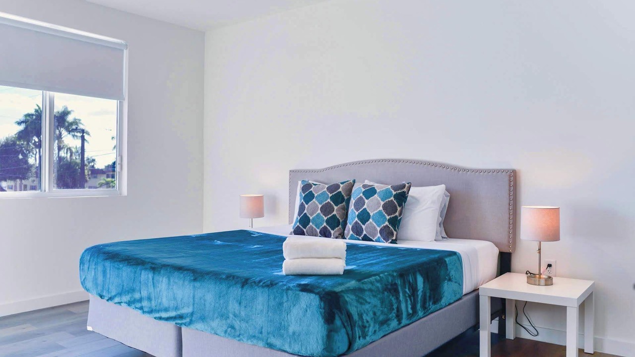 Photo of Bedroom in Golden Glades