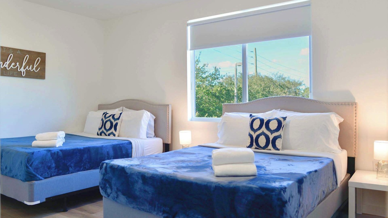 Photo of Bedroom in Golden Glades