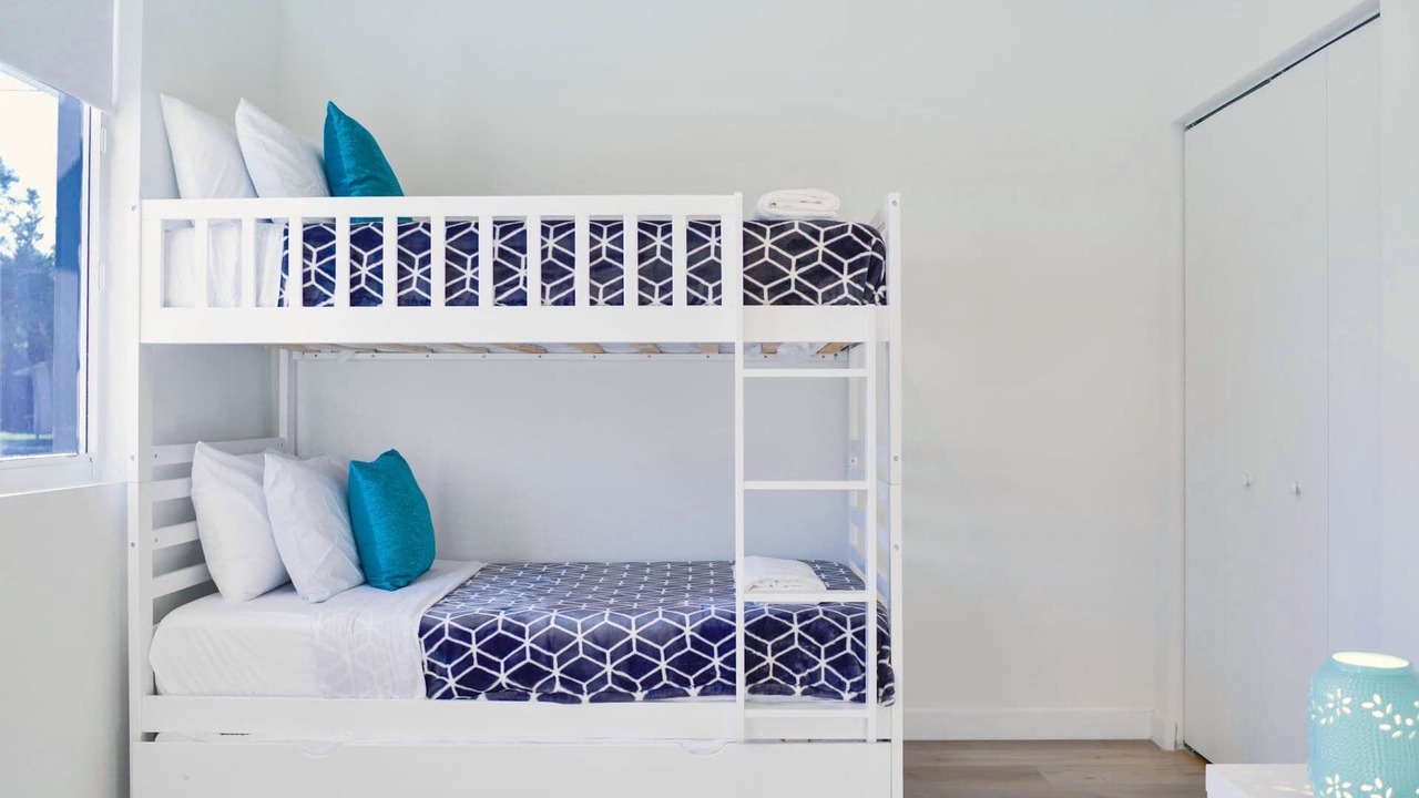 Photo of Bedroom in Golden Glades