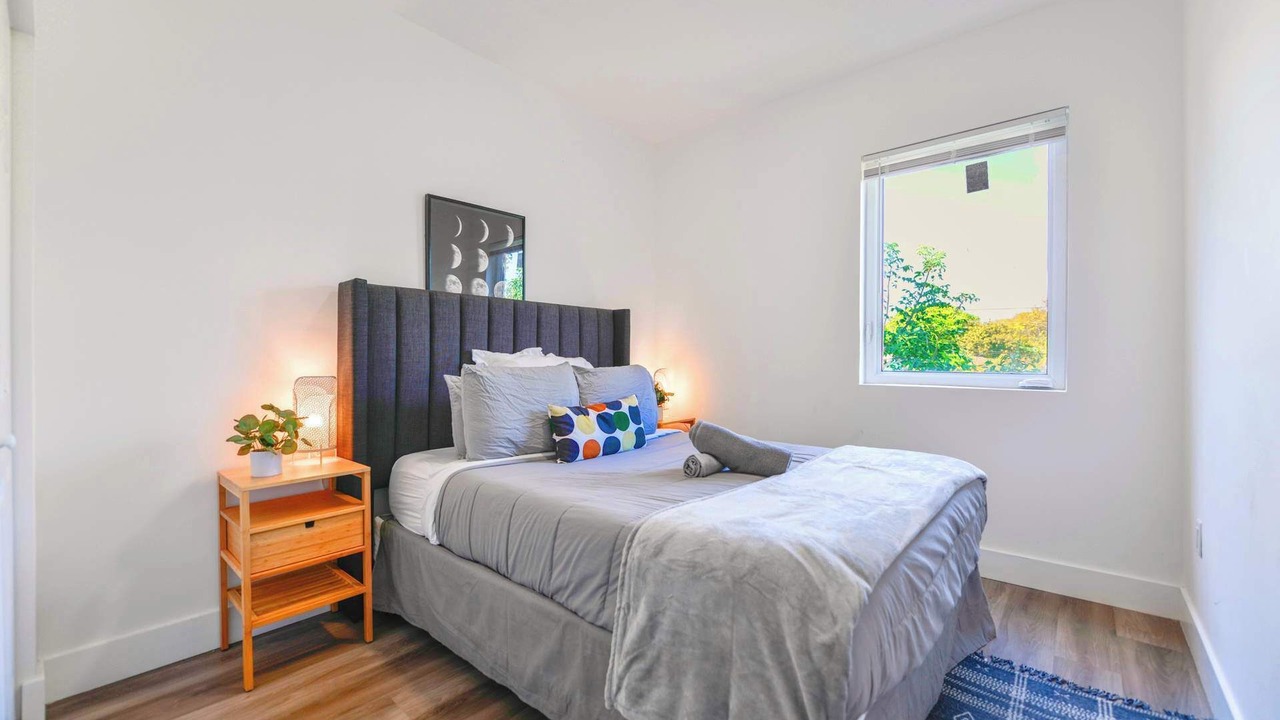 Photo of Bedroom in Allapattah