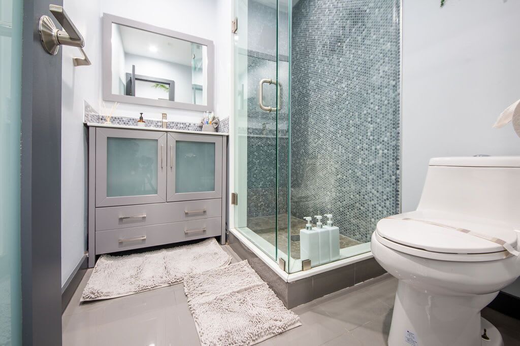 Photo of Bathroom in Golden Glades
