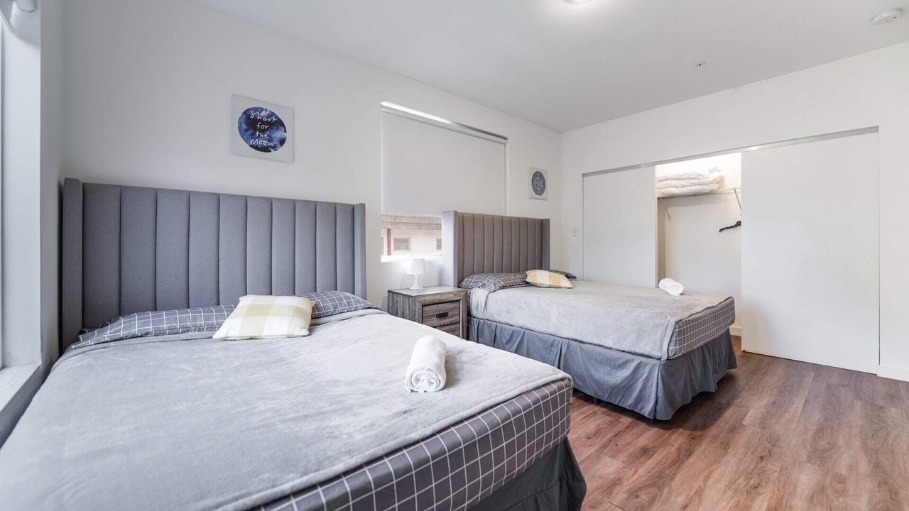 Photo of Bedroom in Golden Glades