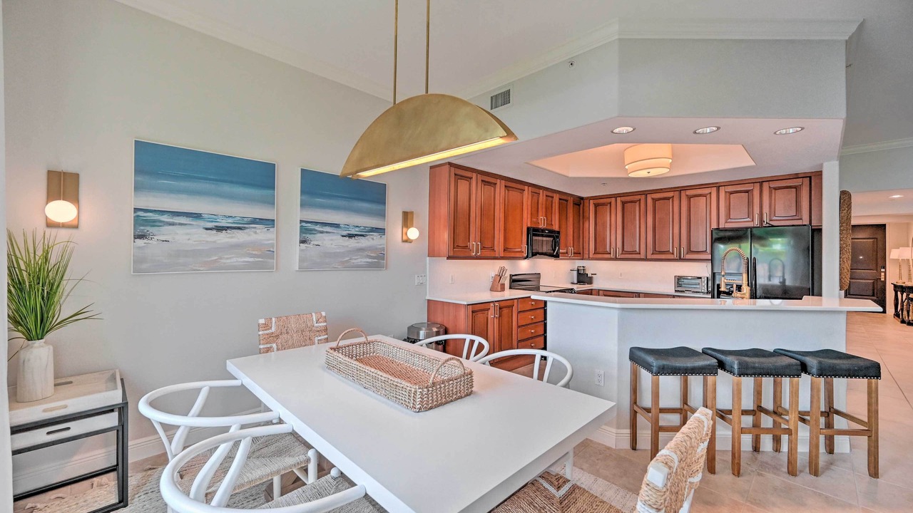 Photo of Bedroom in Royal Harbor