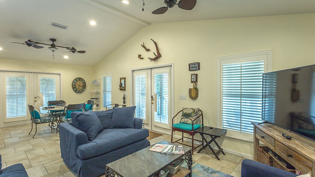 Photo of Livingroom in Magnolia Bluffs