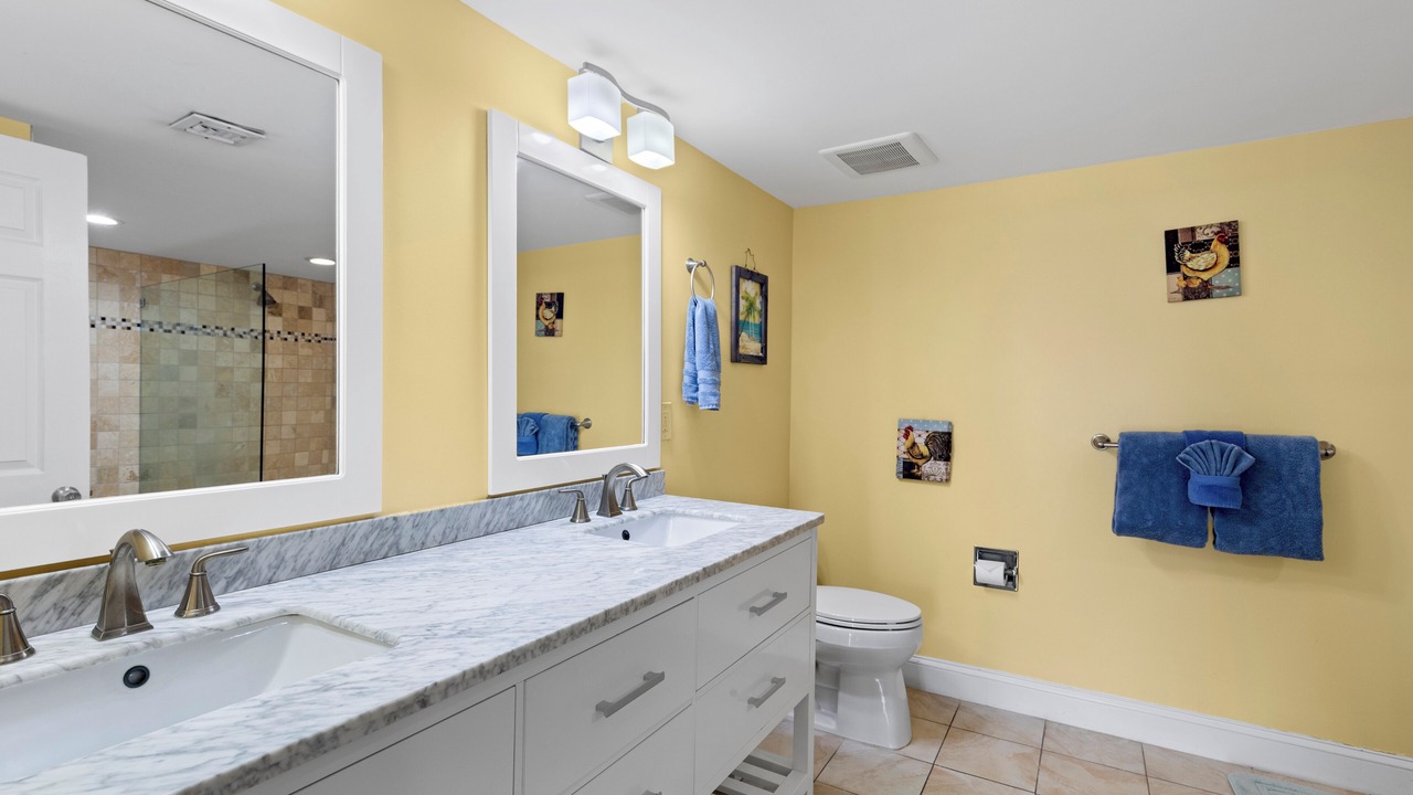 Photo of Bathroom in Midtown