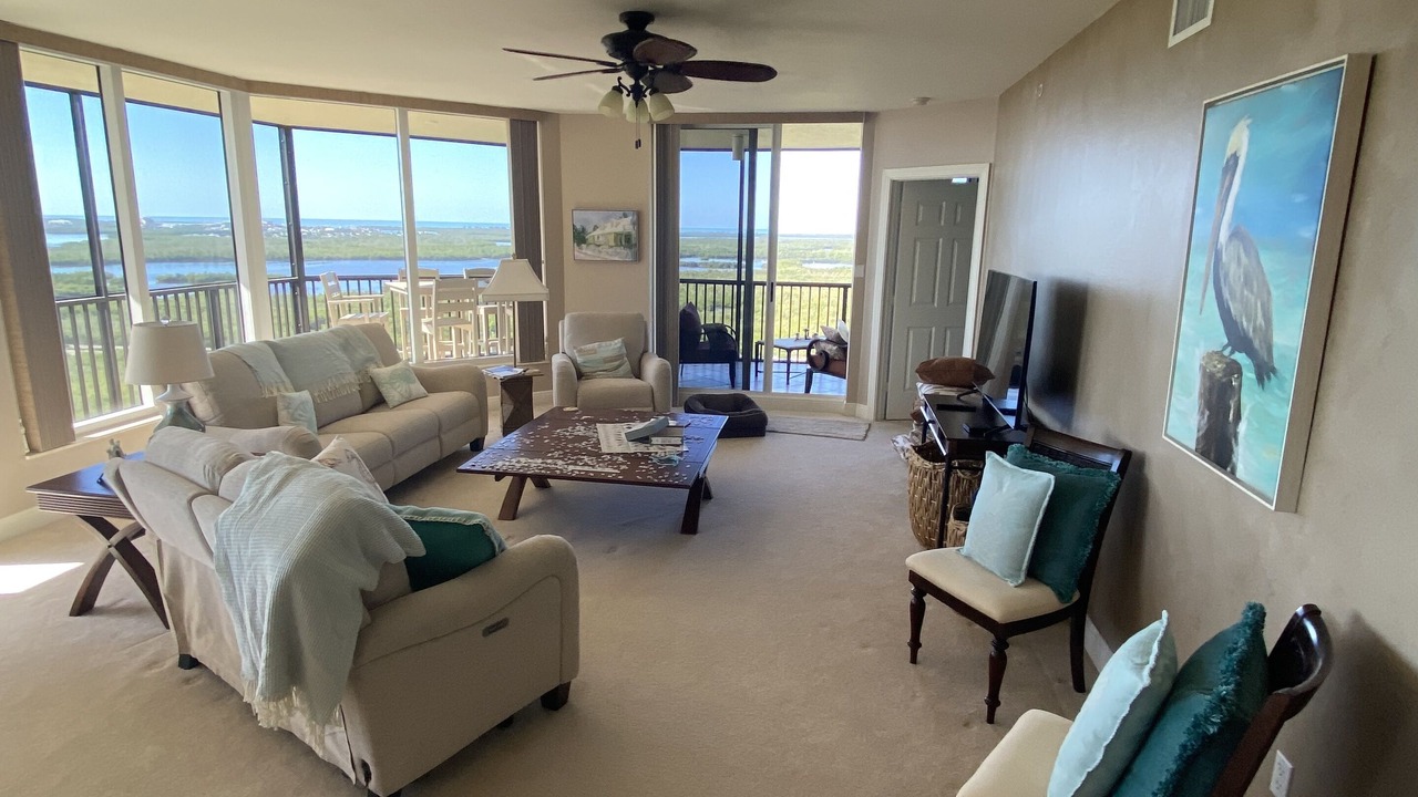 Photo of Livingroom in Hammock Bay