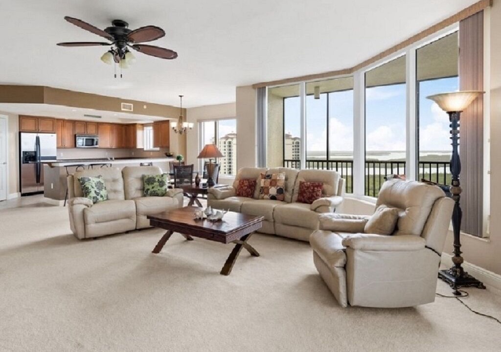 Photo of Livingroom in Hammock Bay