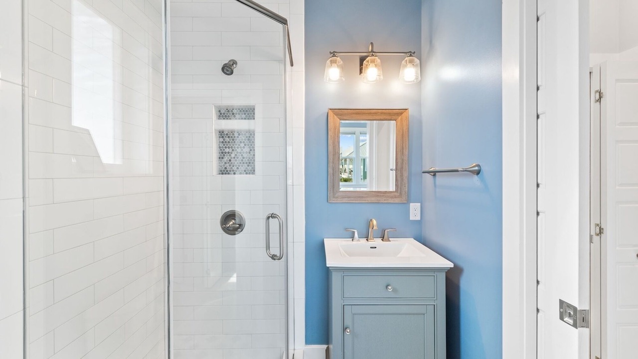 Photo of Bathroom in Seagrass