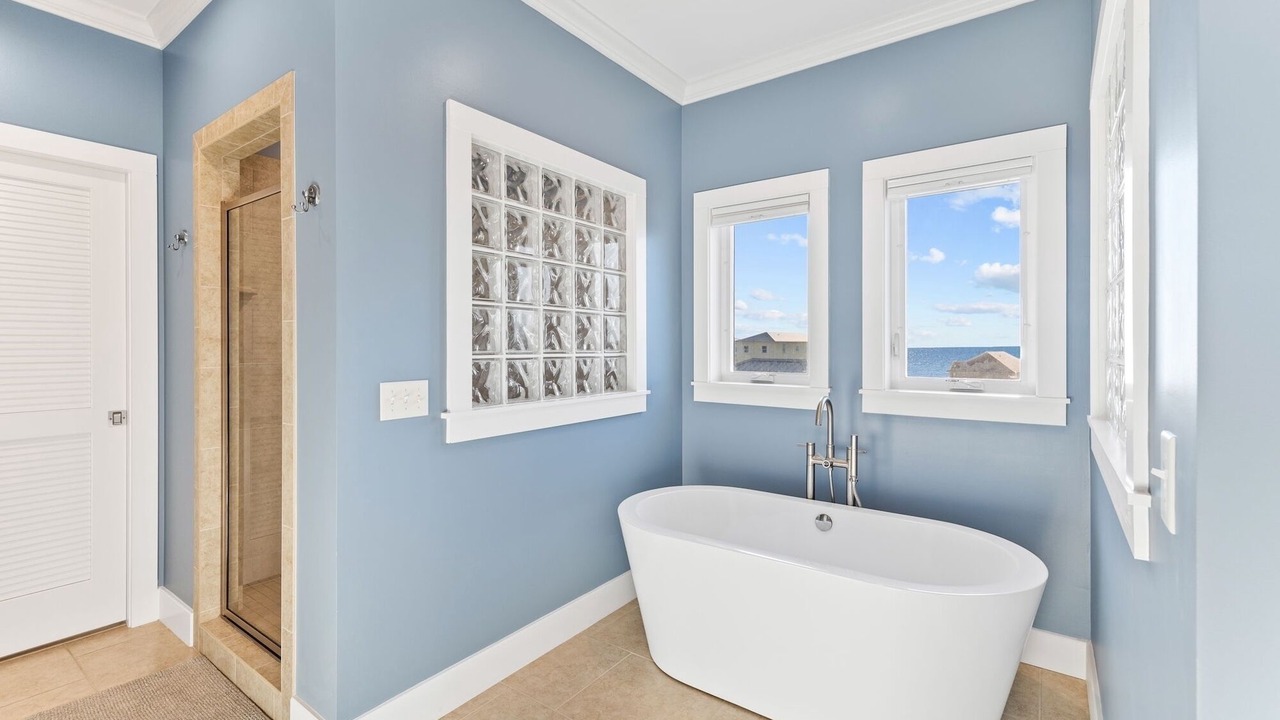 Photo of Bathroom in Seagrass