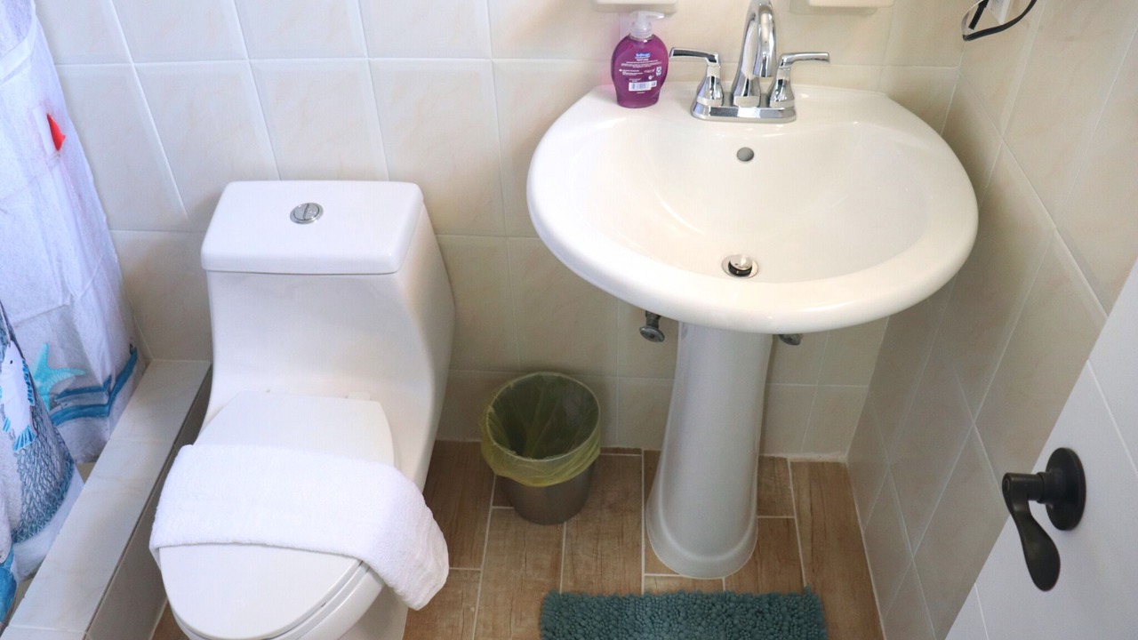 Photo of Bathroom in Little Havana