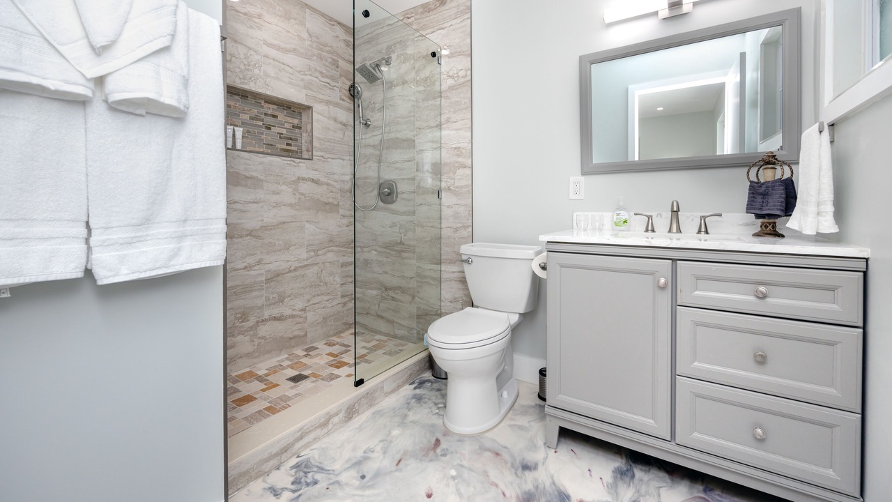 Photo of Bathroom in North Bay Hills
