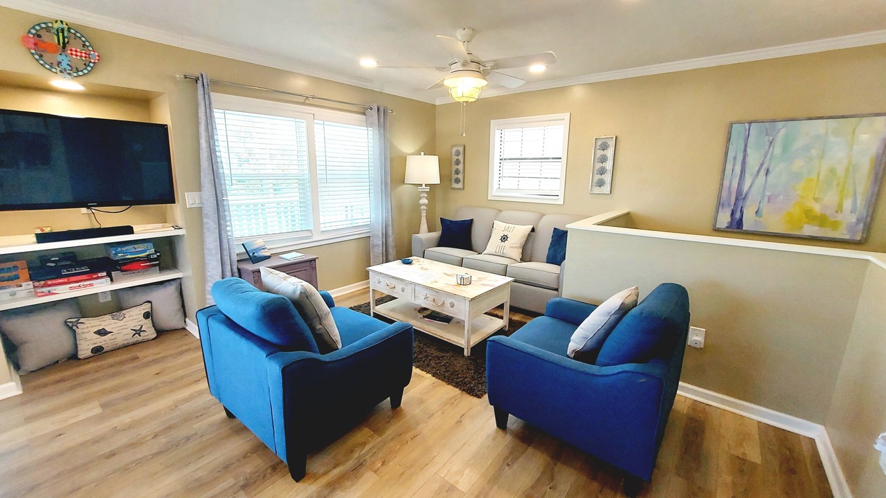 Photo of Bedroom in Surfcrest Village
