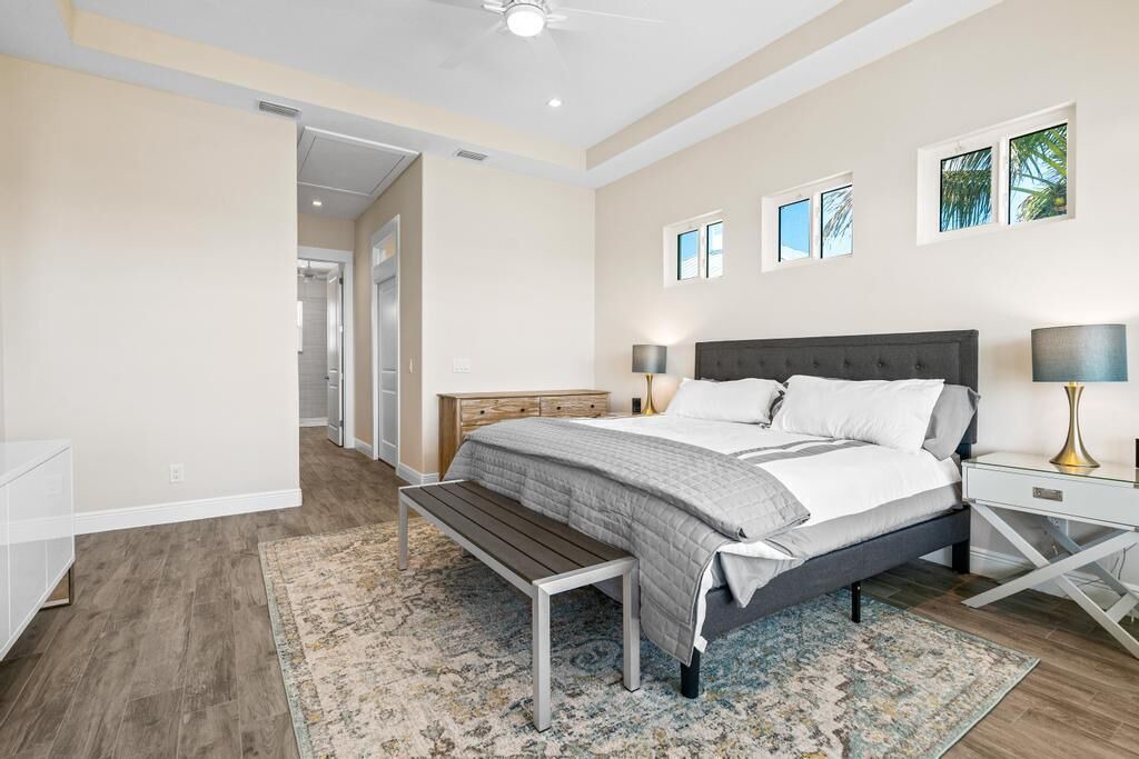 Photo of Bedroom in Tropic