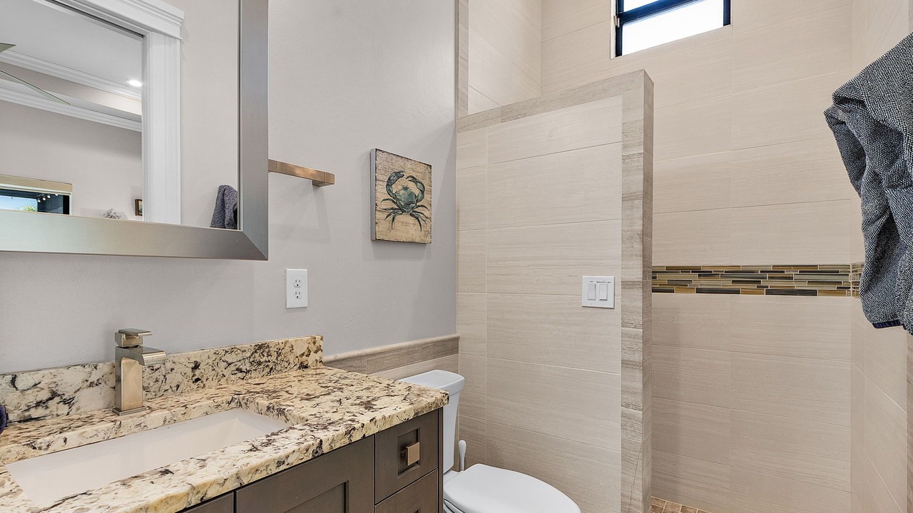 Photo of Bathroom in Pelican