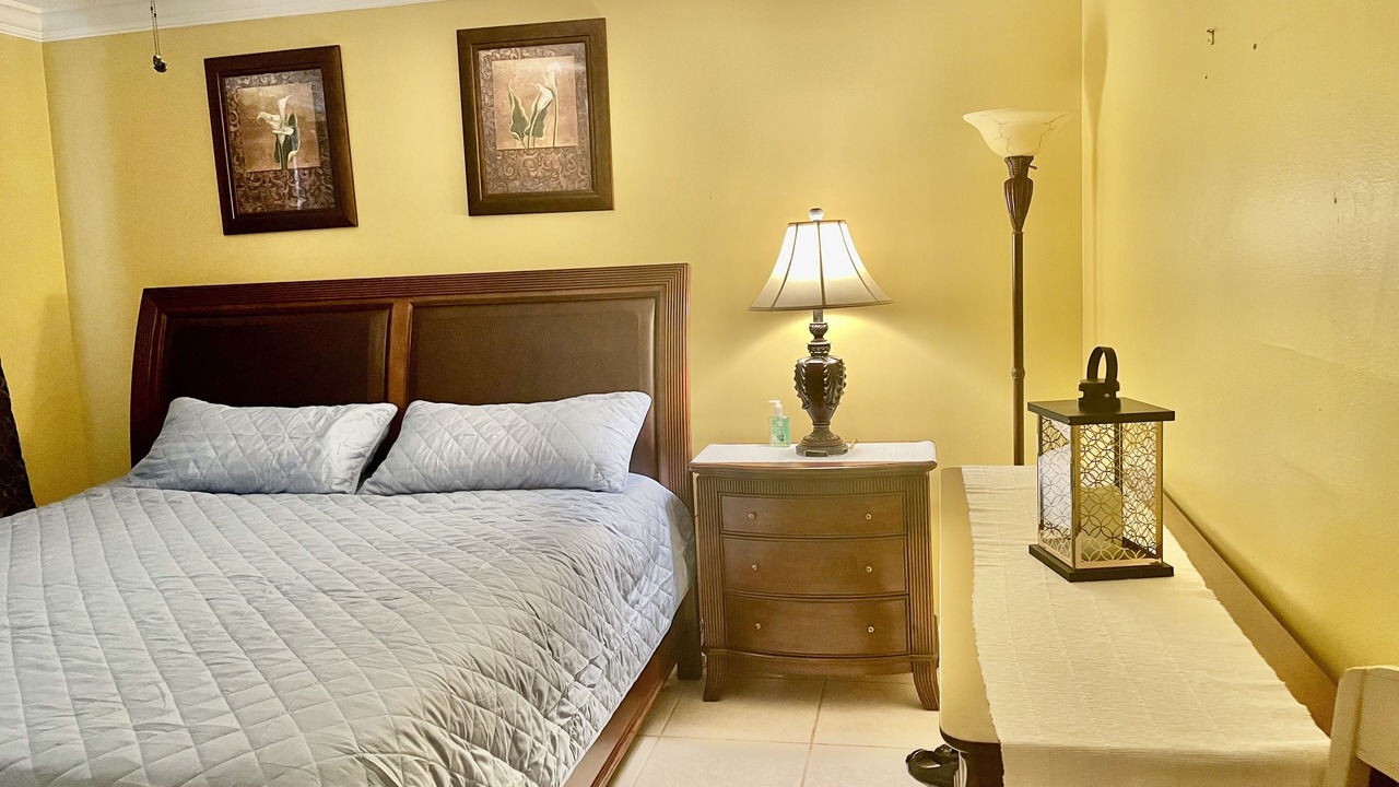 Photo of Bedroom in Pompano Beach