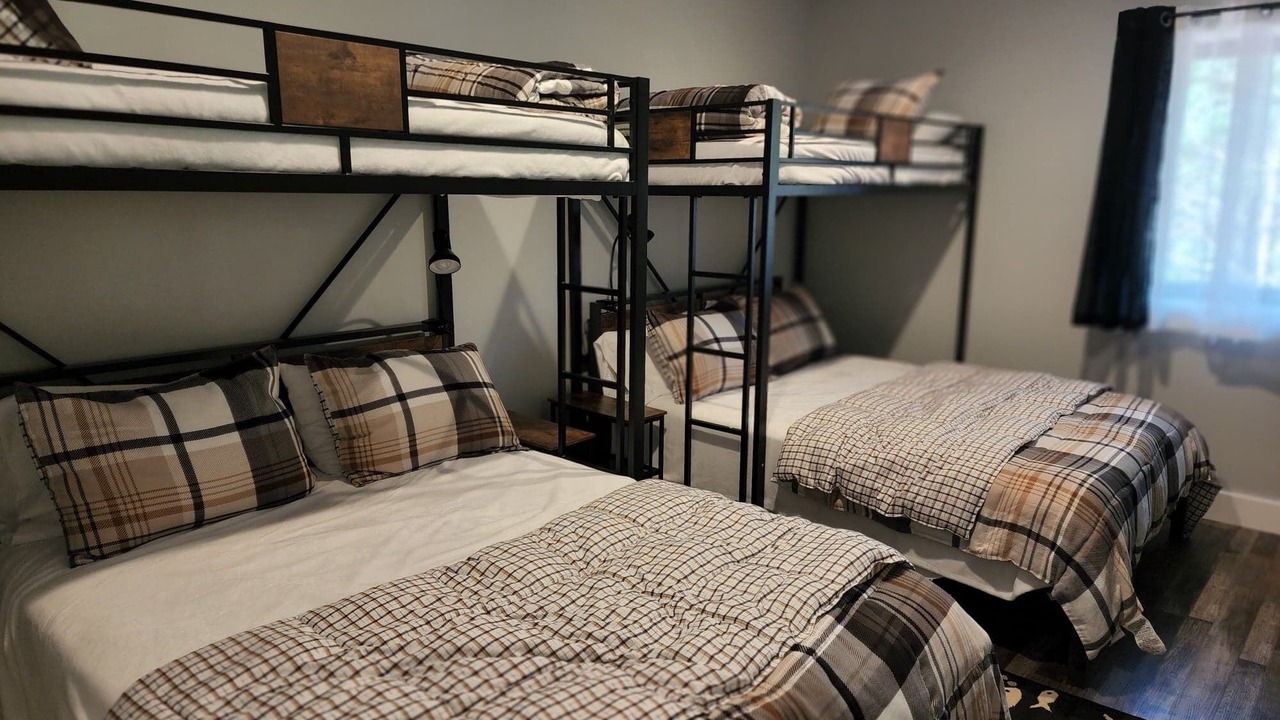 Photo of Bedroom in Jacksboro