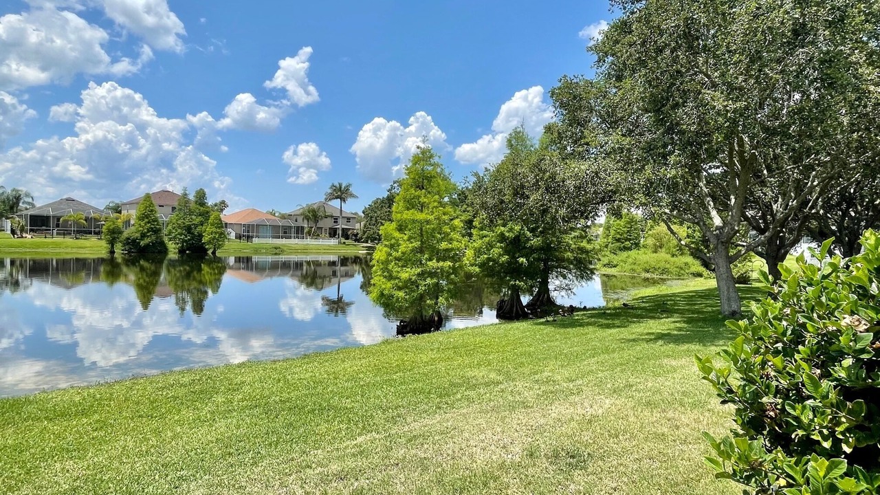 Photo of Outdoor in Lakeview Village