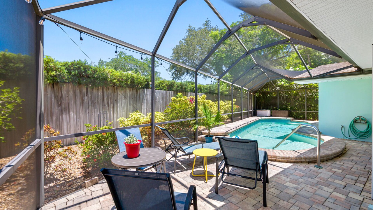 Photo of Outdoor in Harbor Hills