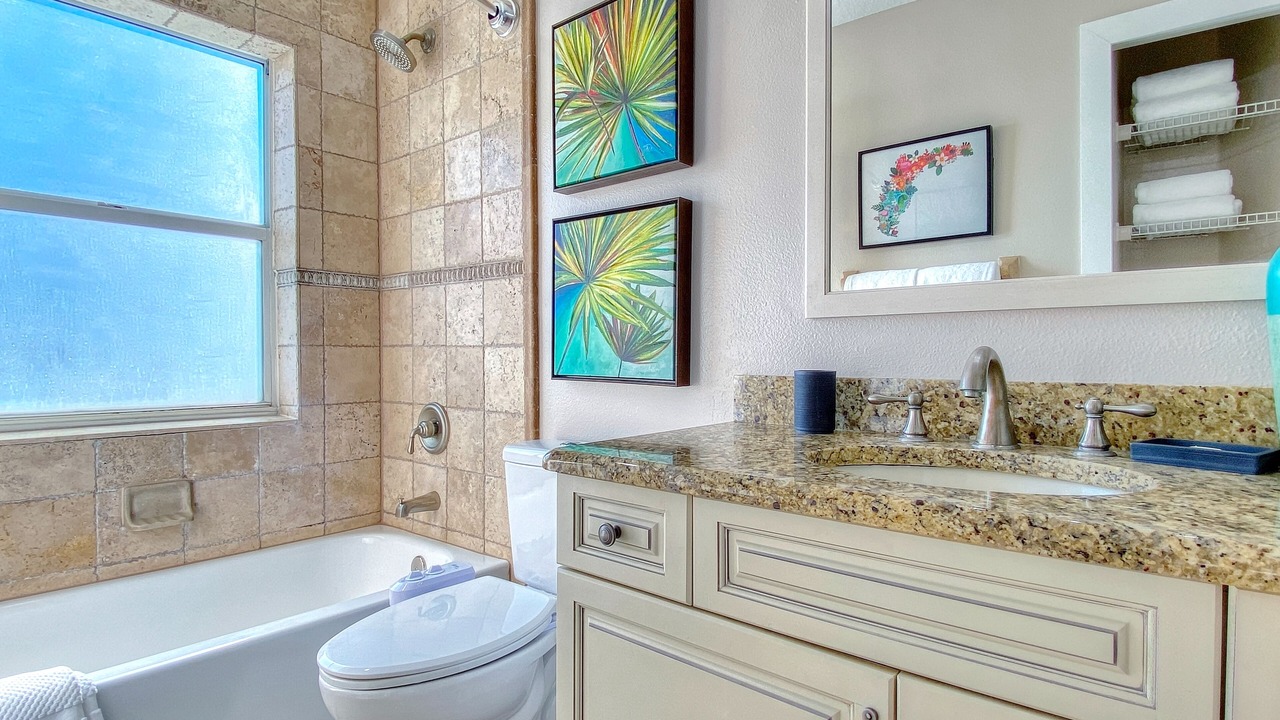 Photo of Bathroom in Independence Square