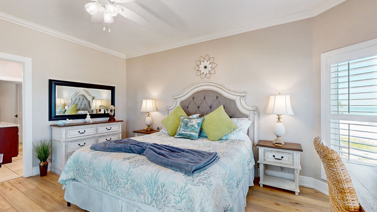 Photo of Bedroom in Independence Square