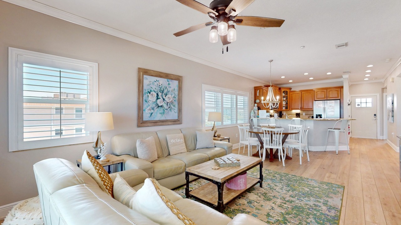 Photo of Livingroom in Independence Square