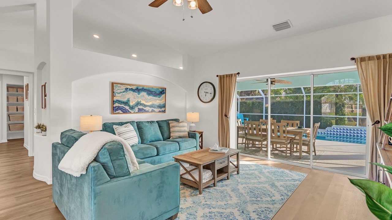 Photo of Livingroom in Sebastian Highlands