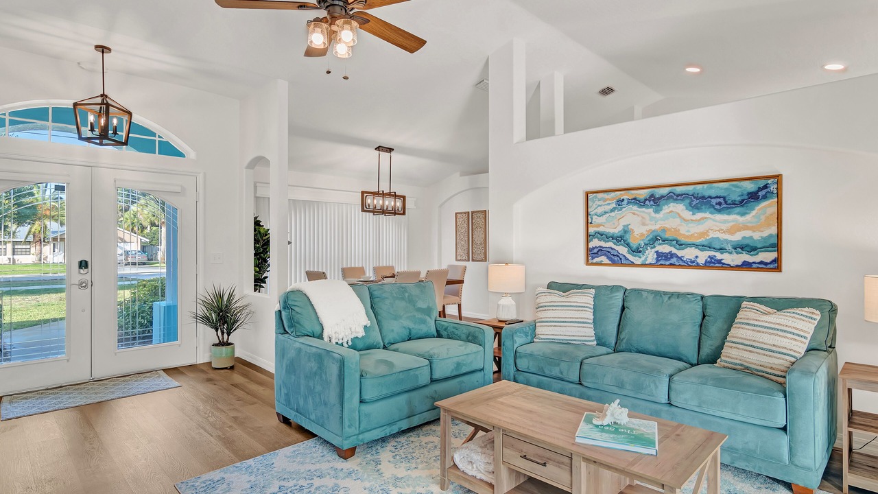 Photo of Livingroom in Sebastian Highlands