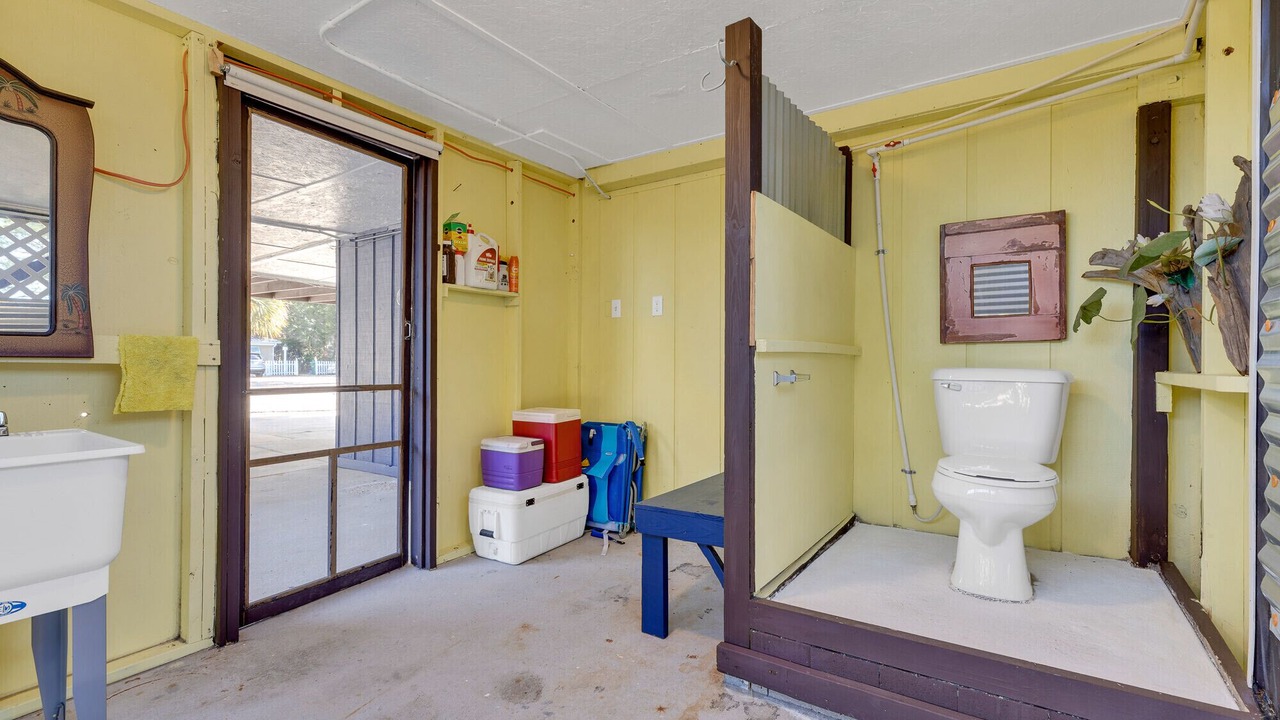 Photo of Bedroom in Panacea