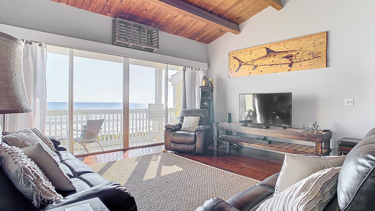Photo of Livingroom in Melbourne Beach