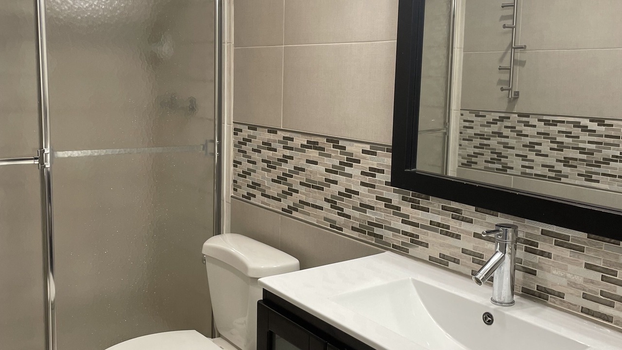 Photo of Bathroom in Surfside