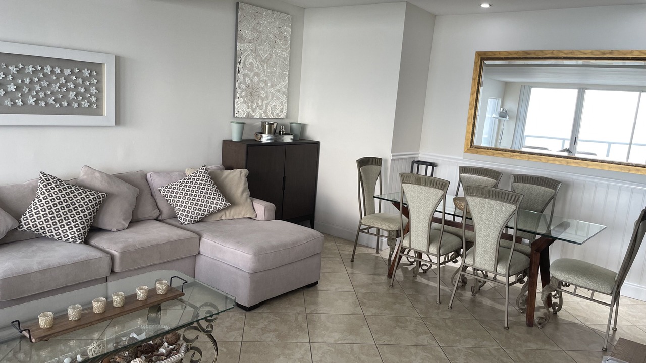 Photo of Bedroom in Surfside