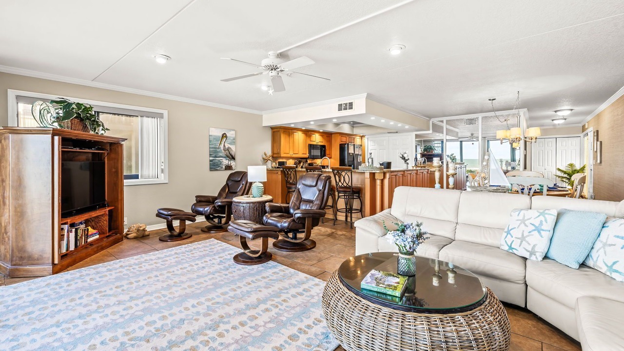 Photo of Livingroom in Belleair Beach