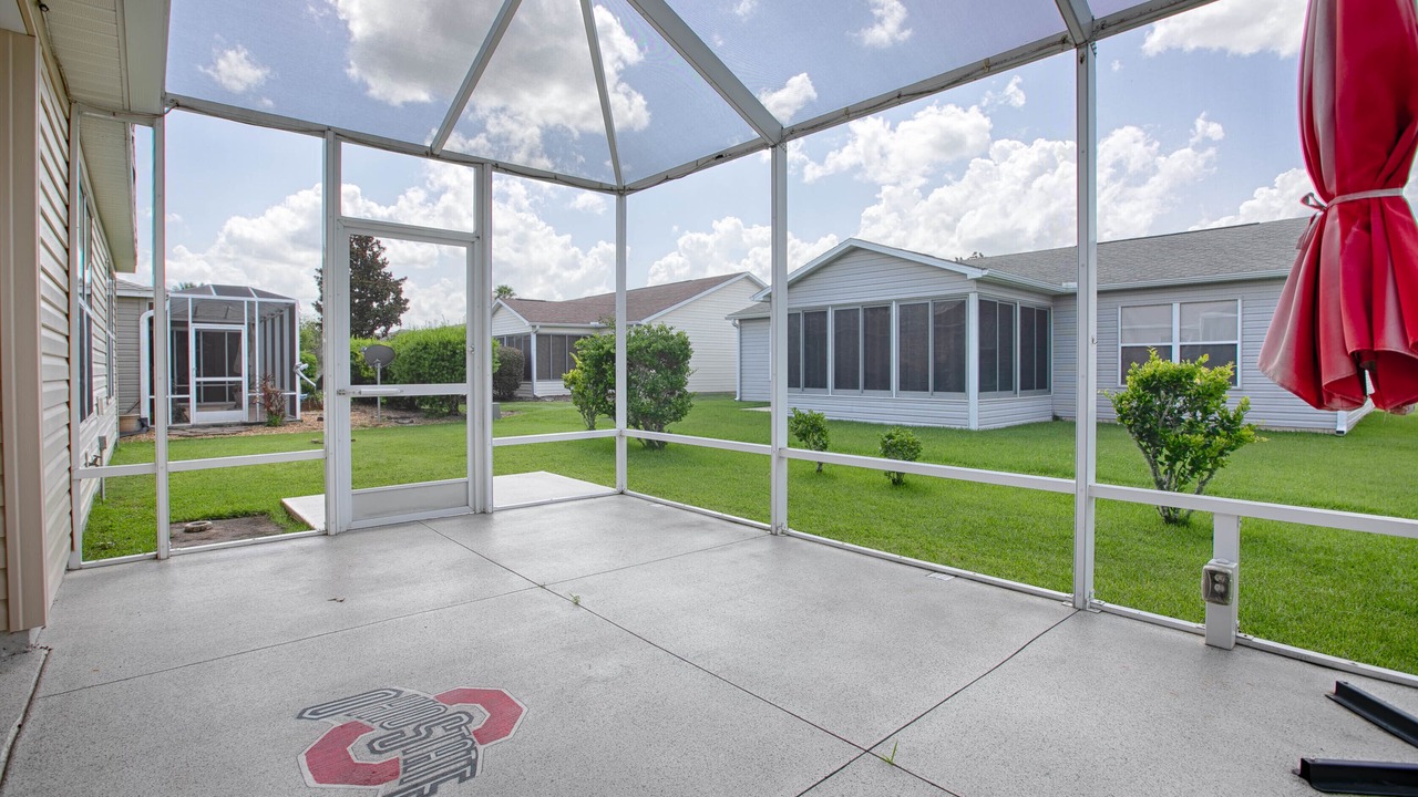 Photo of Patio Balcony in Duval