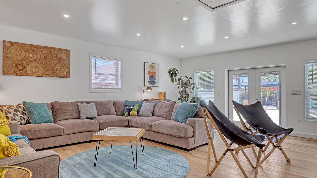 Photo of Livingroom in Indian Harbour Beach