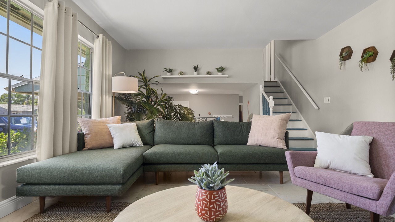 Photo of Livingroom in Bay Crest Park