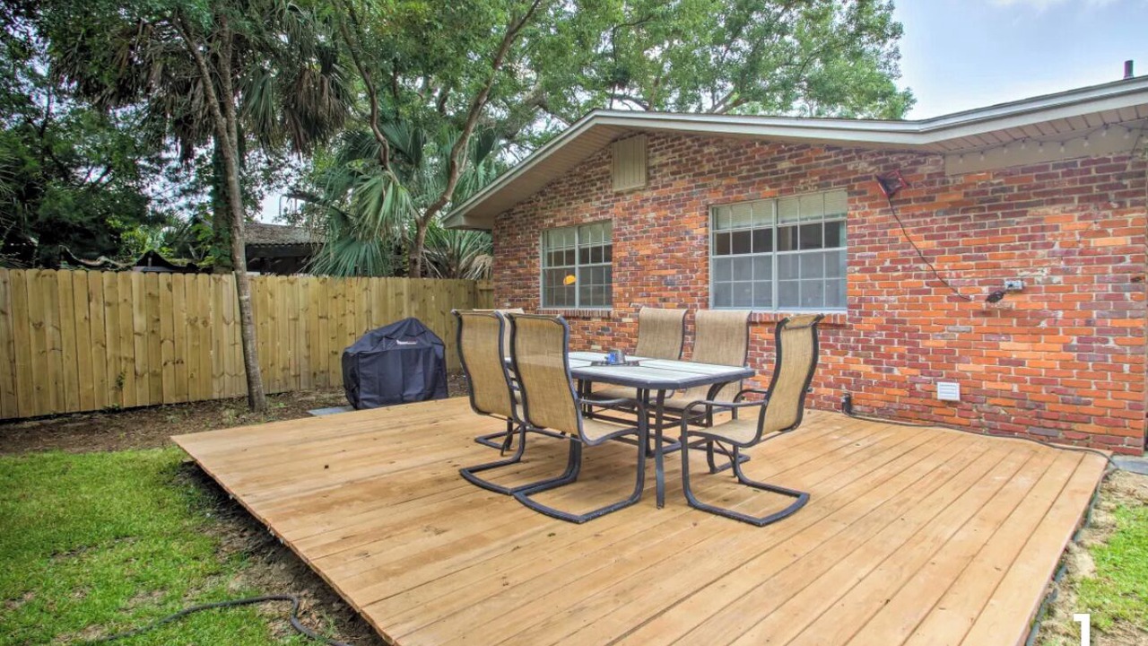 Photo of Outdoor in East Hill
