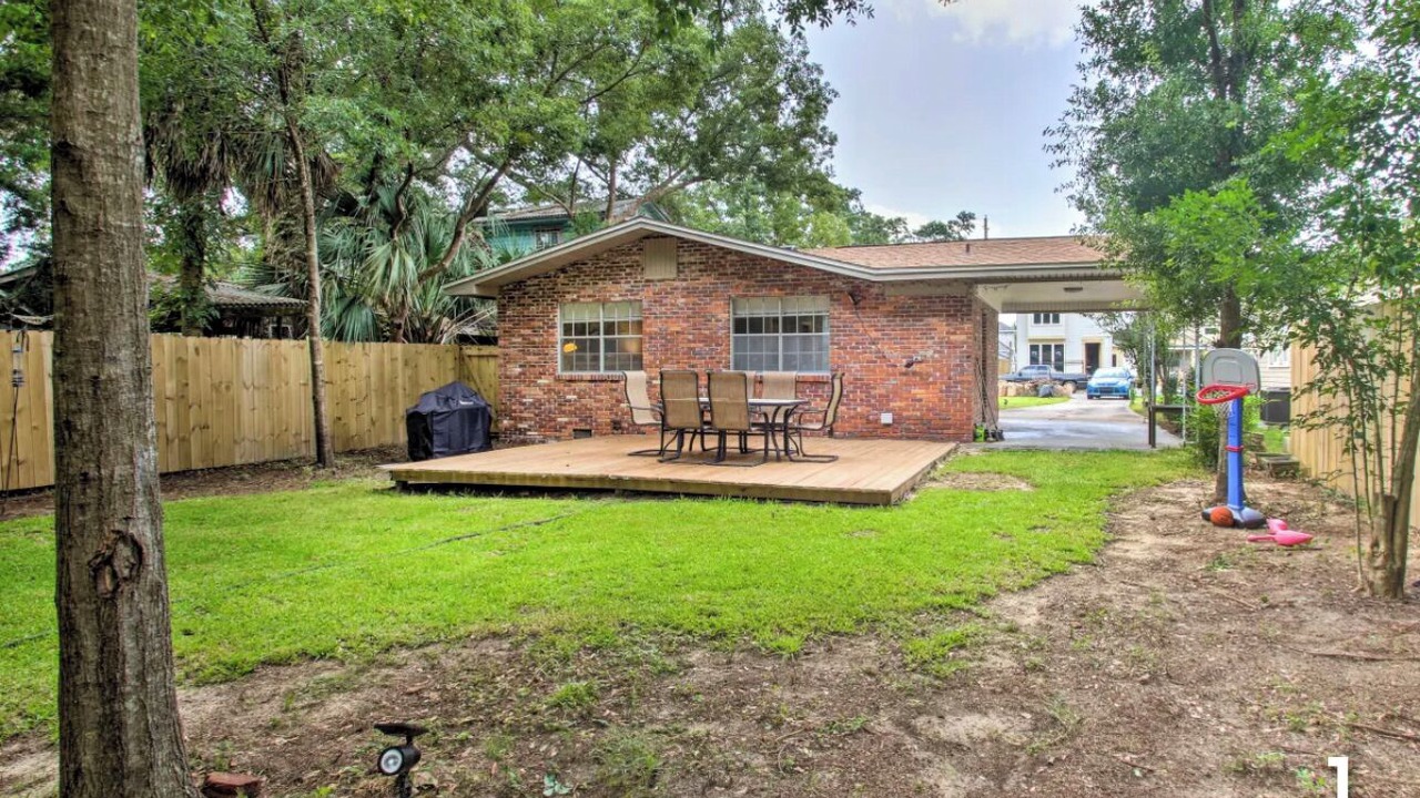 Photo of Outdoor in East Hill