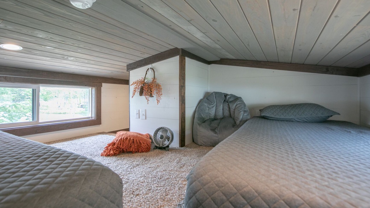 Photo of Bedroom in Tracy City