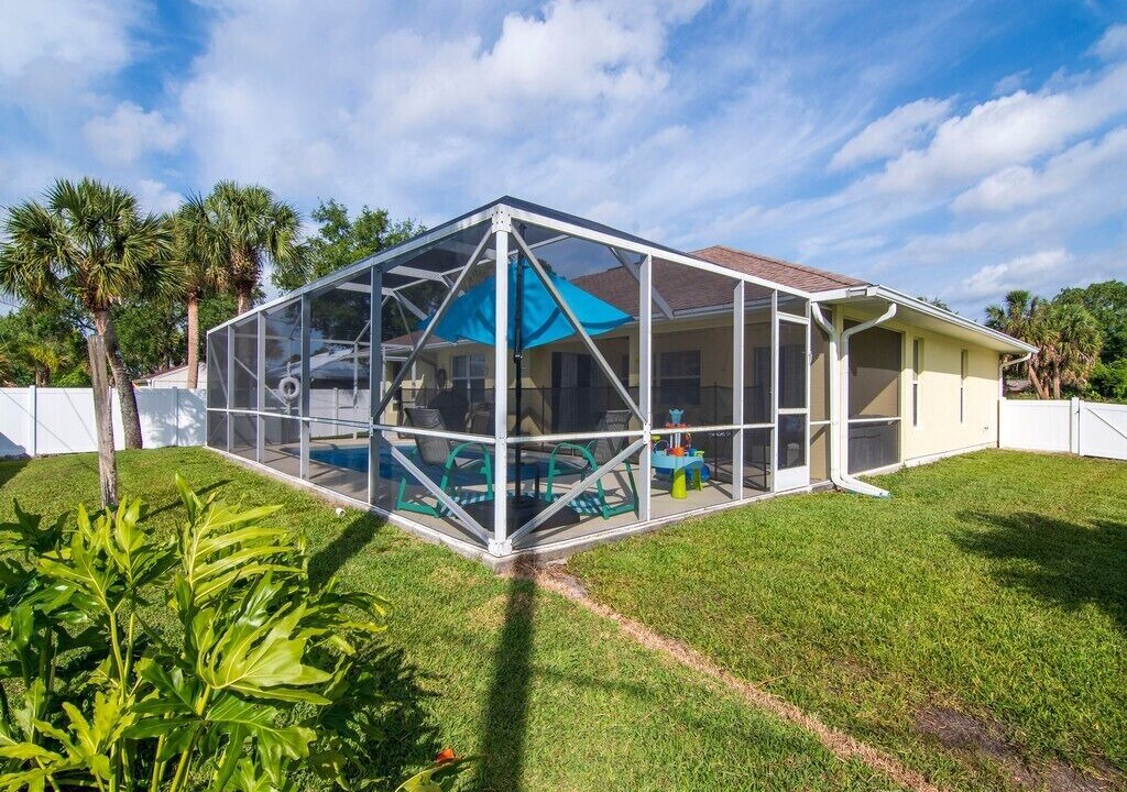 Photo of Outdoor in Sebastian Highlands