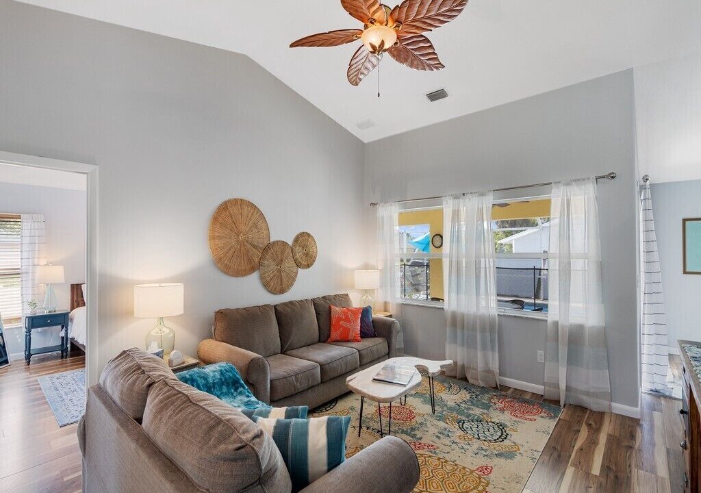 Photo of Livingroom in Sebastian Highlands