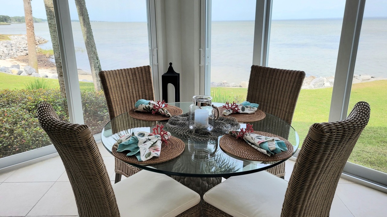 Photo of Livingroom in Miramar Beach