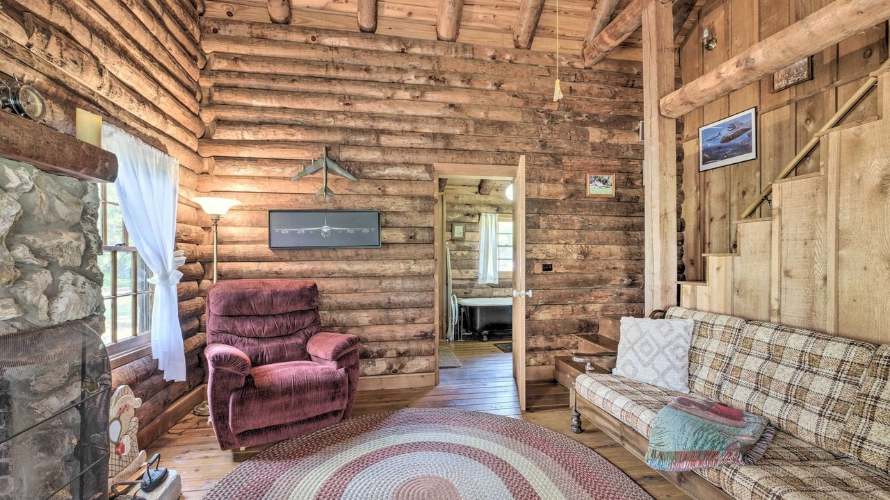Photo of Bedroom in Candler