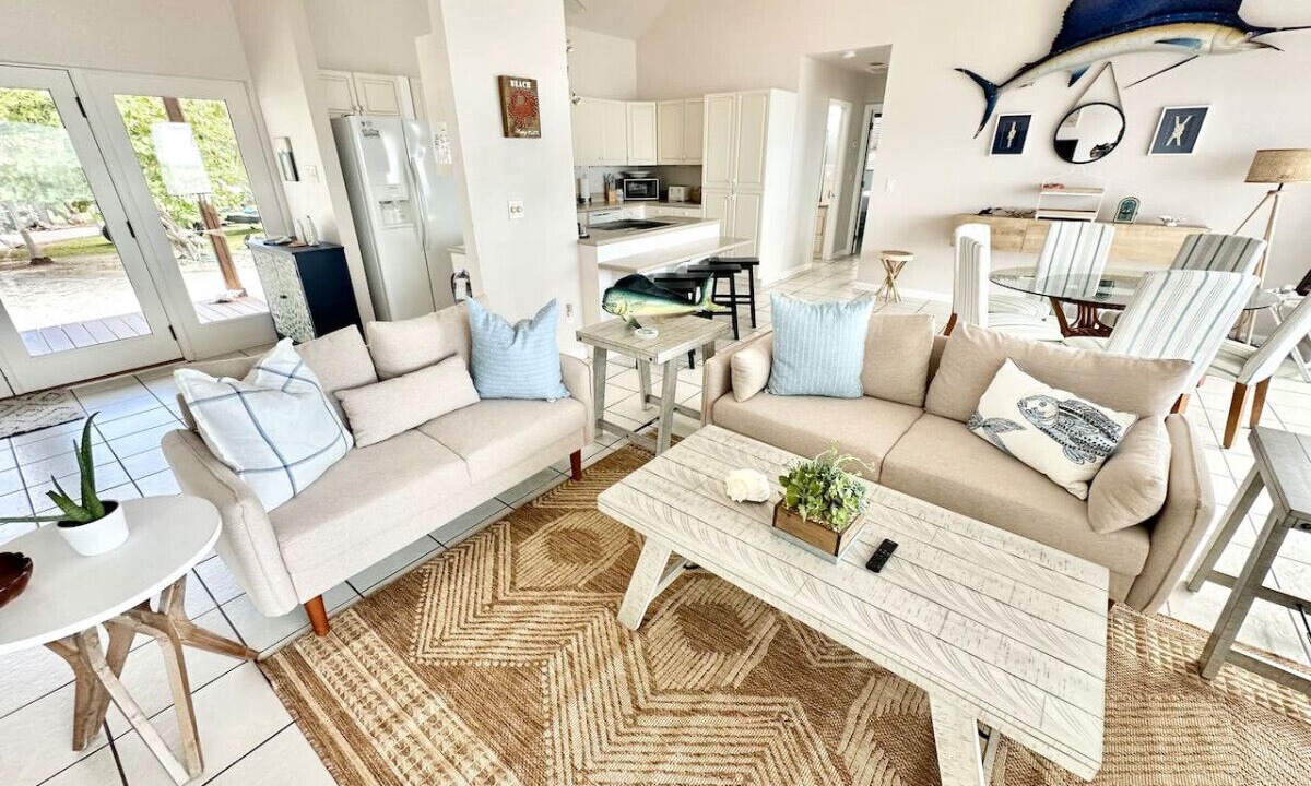 Photo of Livingroom in Sugarloaf Key